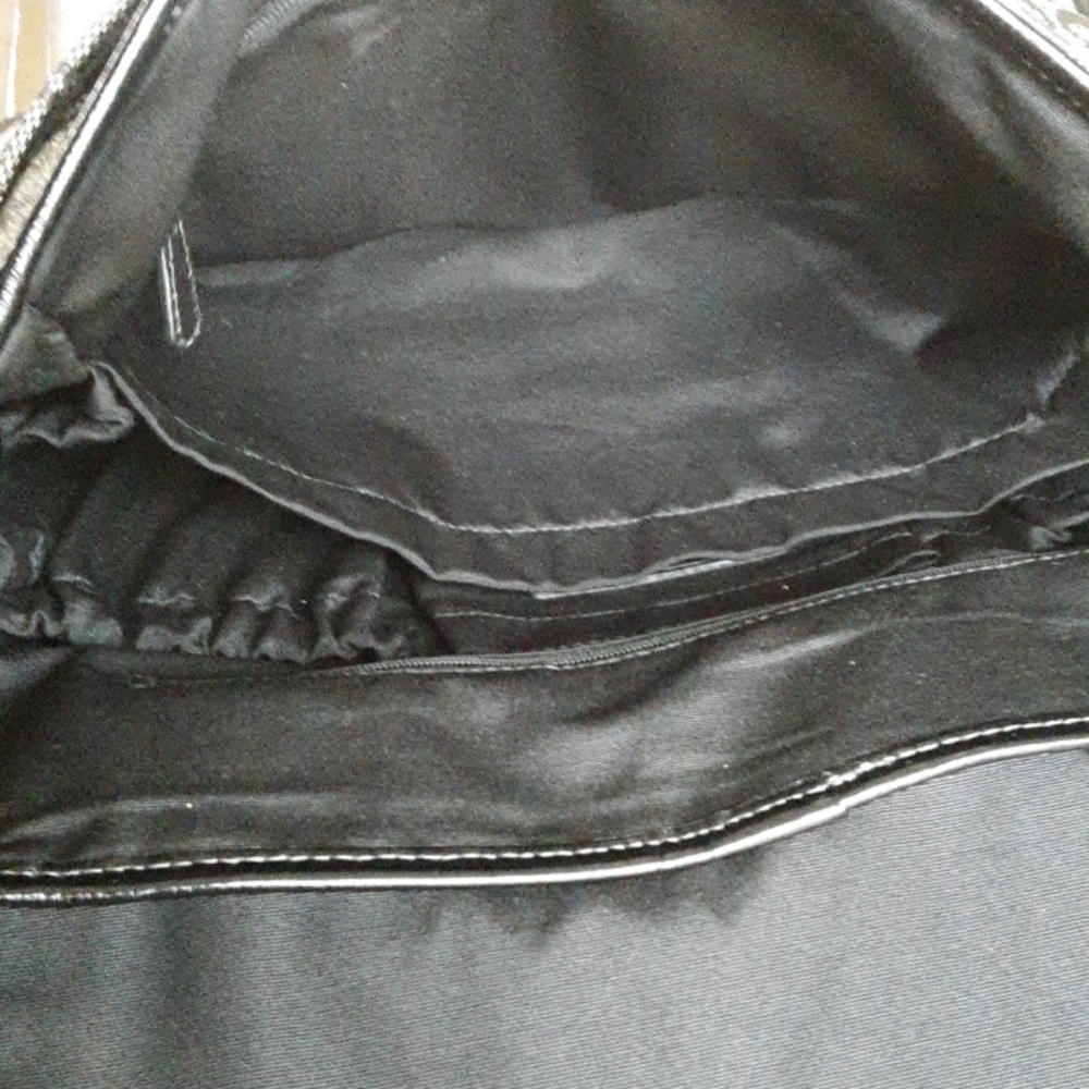 Coach Signature Diaper Messenger Bag, EUC-NO OFFERS - Picture 11 of 15